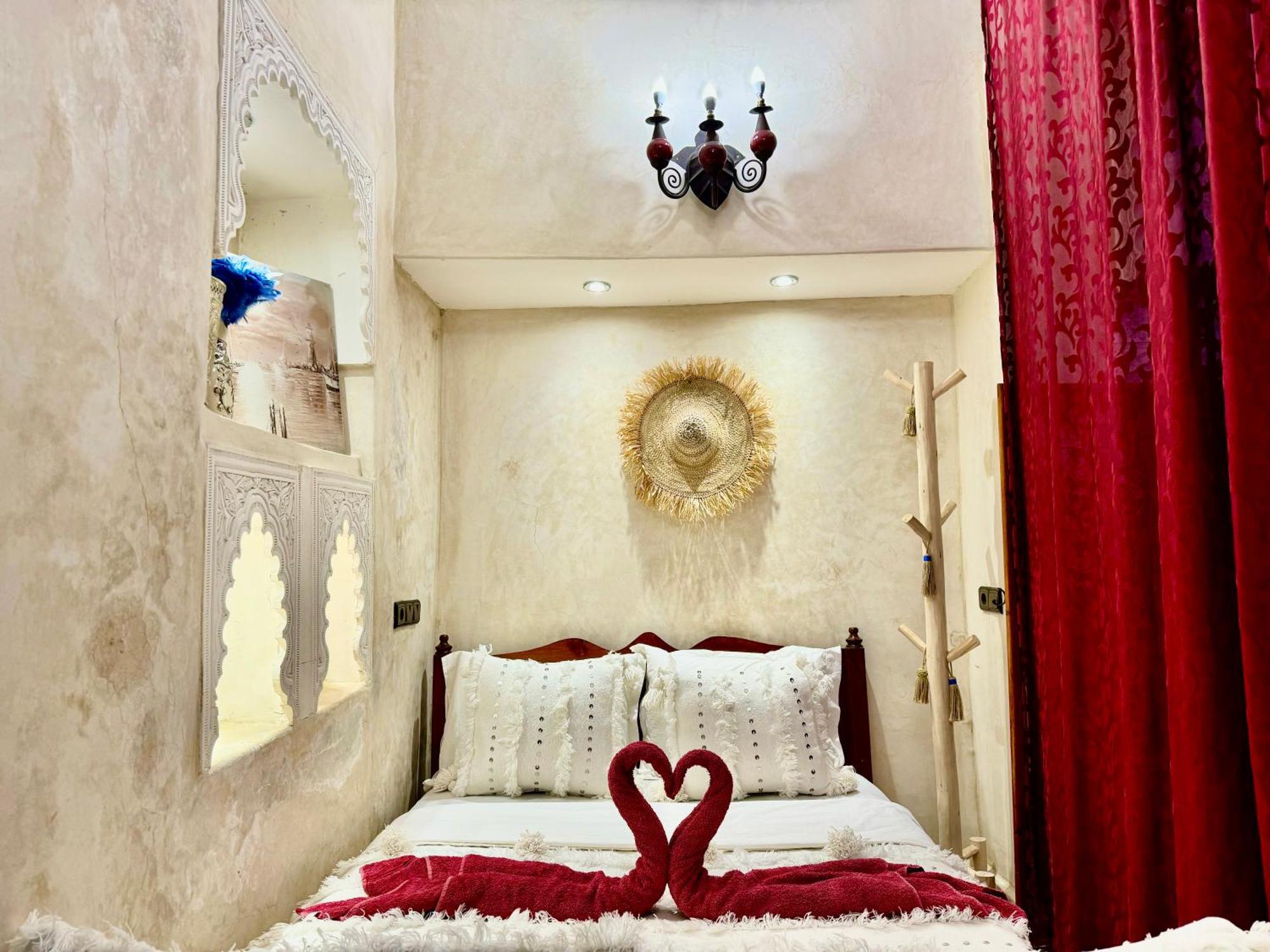Riad Elbaroudi Marrakesh Exterior photo